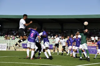 Pablo hace el 0 2 de cabeza en el choque entre Palencia CF y Salamanca CF UDS | FOTO SALAMANCA CF UDS