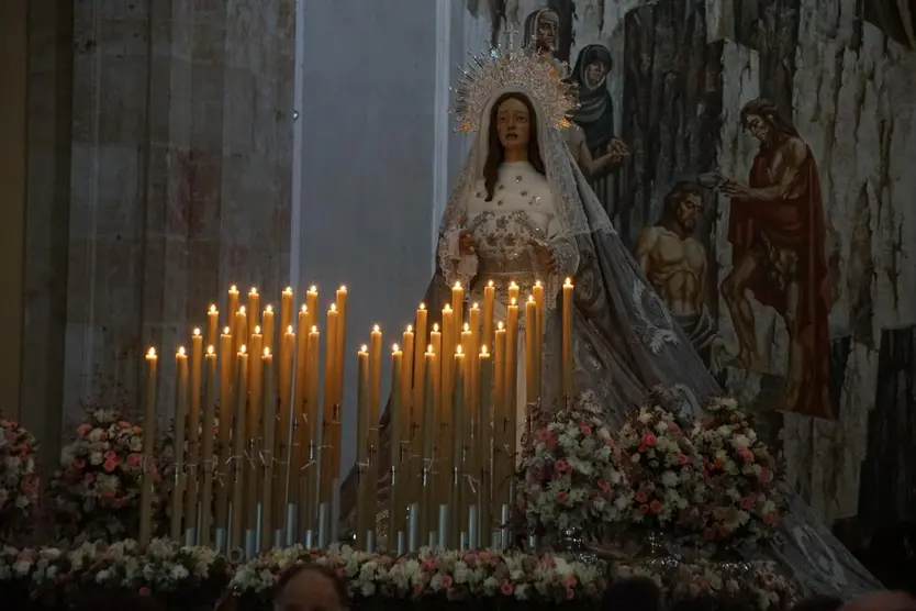María Nuestra Madre y el Cristo del Amor y de la Paz en la procesión de la Semana Santa 2026 en Salamanca