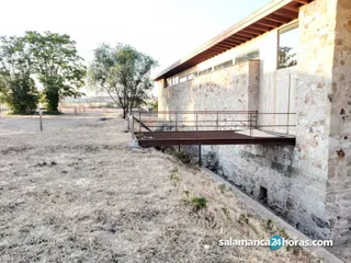 Cerro de san vicente centro de exposiciones