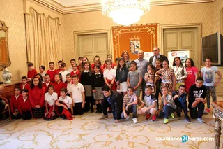 Entrega diplomas concurso escolares el toro bravo y la dehesa salmantina 4