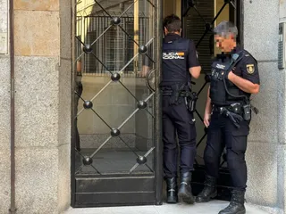Intervención policial en la calle Perdones