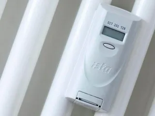 1356262