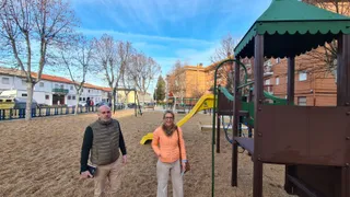Renovada la zona infantil de la avenida Juan de Austria con más juegos y elementos biosaludables