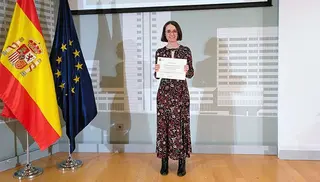 Marina Fernández Galán, científica, ganadora del 2º Premio del XX Certamen Universitario ‘Arquímedes’ de Introducción a la Investigación Científica. Foto USAL