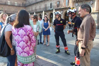 Colocación de la Mariseca en la Plaza Mayor.