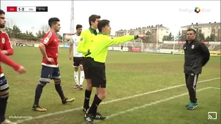 Enganchón entre los banquillos de Ávila y Salmantino (8)