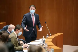 Intervención del presidente de la Junta en el pleno de las Cortes. ICAL