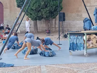 'Nüshu', en el Patio Chico. Festival de Artes de Calle