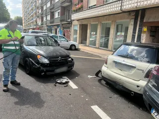 Cuatro vehículos implicados en un accidente en la avenida de los Comuneros