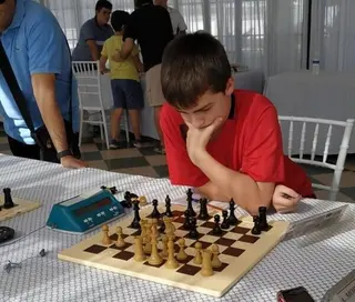 Joven ajedrecista leonés Aarón San Juan gana el II Campeonato Juvenil Online de España