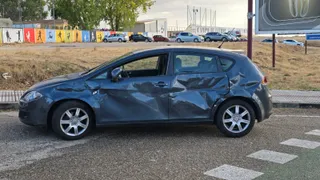 Colisión entre un turismo y un camión en el Polígono de los Villares | S24H
