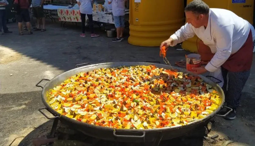 Paellada popular en Masueco