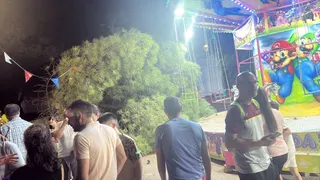 Herida una niña en Peñasolana tras la caída de una rama de un árbol en una atracción de feria