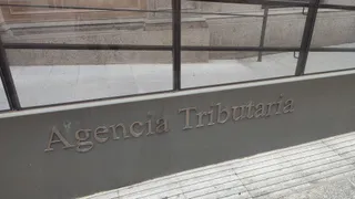 Fachada de la Agencia Tributaria. Hacienda. Foto de Archivo (3)