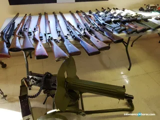 Armas (20)
