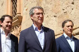 Archivo: Núñez-Feijóo, presidente del Partido Popular, en Salamanca