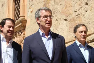 Archivo: Núñez-Feijóo, presidente del Partido Popular, en Salamanca