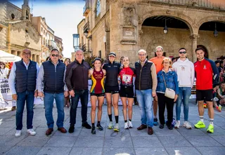 Podio femenino de la XVIII Media Maratón de Ciudad Rodrigo | FOTO ARTE DEPORTIVO