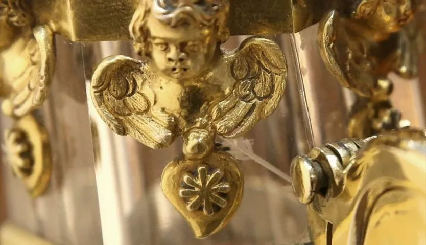 Restauración del relicario del brazo de Santa Teresa. Imagen Carmelitas Descalzos
