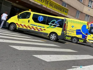 Herido el conductor de un patinete tras chocar contra un turismo junto a Vialia