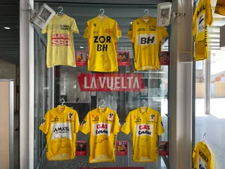 Exposición de 'maillots' de Guijuelo