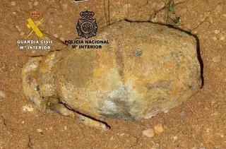 Destruyen una granada de mano de la I Guerra Mundial aparecida en un envío de patatas