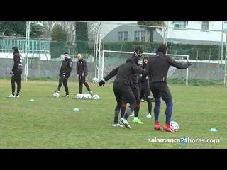Entrenamiento de Unionistas. Dos días para el partido contra el Real Madrid.