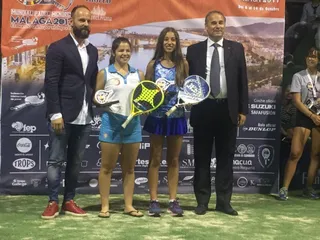 La salmantina Carmen Goenaga, campeona en el Mundial de Pádel sub 14
