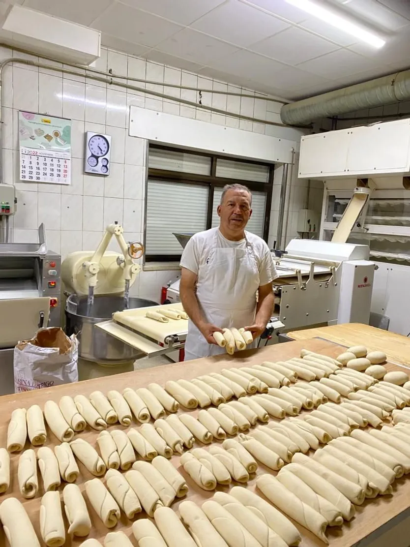 Manuel Martín Díaz García, propietario de una panadería en Cabrerizos 1