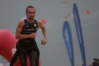 El triatlón castellano y leonés homenajea a Clemente Alonso