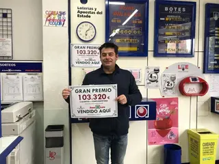 1566907 (1)