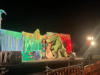 teatro títeres 'La princesa y el dragón' 10