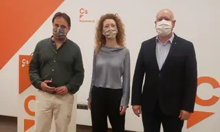 Fernando Castaño, Ana Suárez y Juan José Sánchez