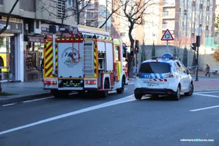 Bomberos en Cruz de Caravaca 1