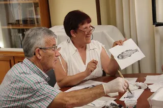 Taller de gyotaku en el Centro de Día Prosperidad