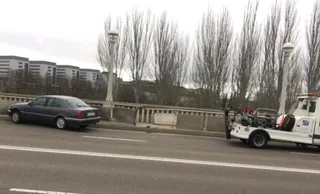 Salida de vía en el Puente de la Universidad