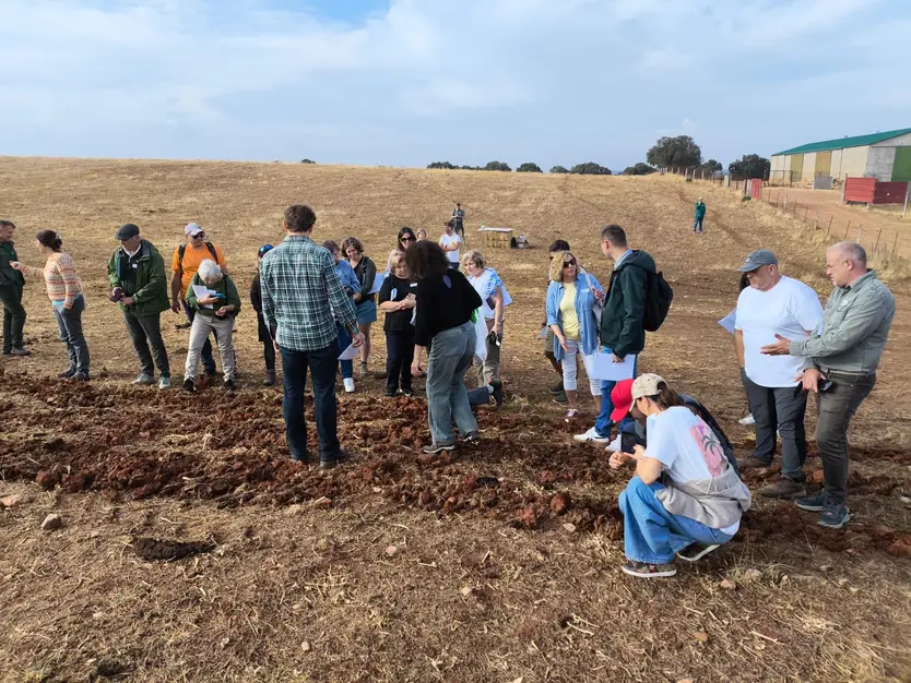 Agricultura regenerativa y ecológica en Finca de Muñovela (5)