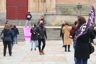 GALERÍA | Acto reivindicativo de CCOO en la plaza de Anaya por el 8M