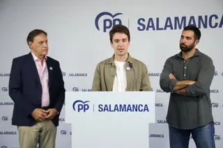 Carbayo, Dancausa y Ángel Porras durante su intervención ante los medios de comunicación en la tarde de este martes