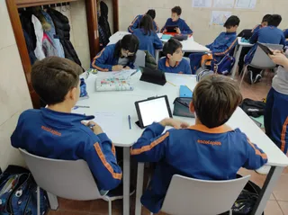 Colegio Calasanz vecinos voladores 3ºa (1)