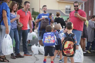 Niños en la vuelta al colegio en su primer día de clases Foto Agencia ICAL (13)