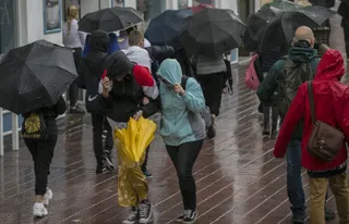 Lluvia y viento