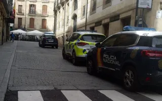 Policía Local y Nacional en calle San Pablo