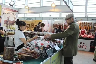 Las virtudes zamoranas se exhiben en la inauguración de la Feria Raíces