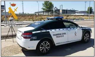 Imagen de un radar colocado por la Guardia Civil de Tráfico