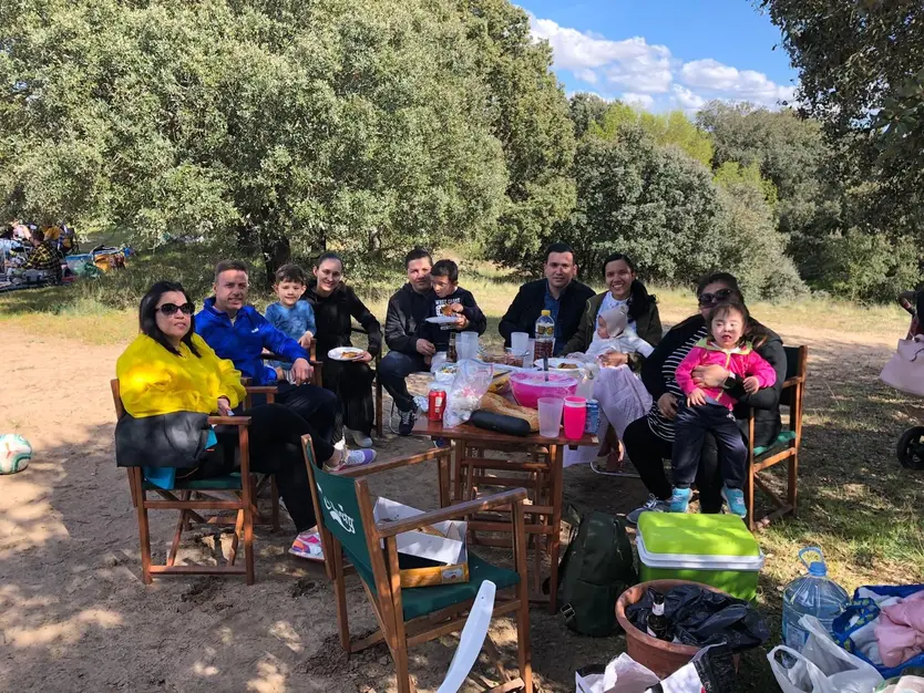 Lunes de Aguas con amigos y familia en Valcuevo