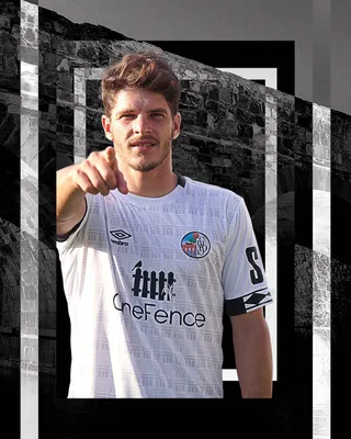 Antonio Amaro, con la nueva camiseta / FOTO: SALAMANCA CF UDS