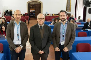 De izquierda a derecha: Carlos Cabeleira, José MIguel Mateos Roco y Gustavo Lannelongue en la inauguración. / Raquel J. Santos (Comunicación USAL) | t