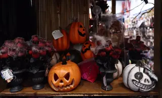 Accesorios de Halloween. Foto EP