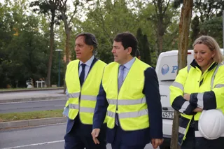 Mañueco, visita las obras de la nueva Residencia de la Tercera Edad, San Juan de Sahagún